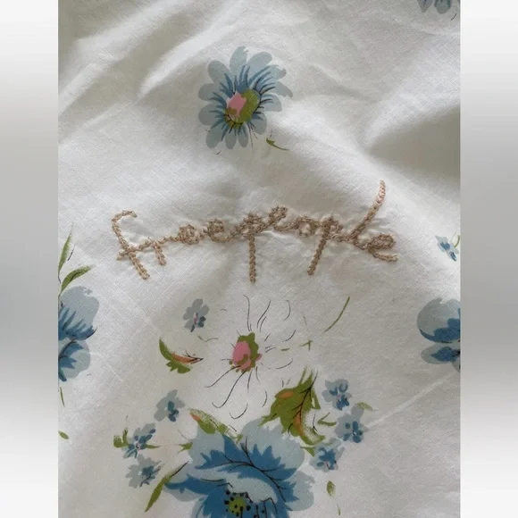 Free People 16x18 floral embroidered scarf - Picture 2 of 3